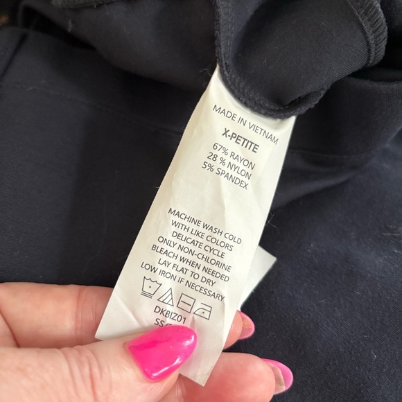 Quince Ultra-Stretch Ponte Straight Leg Pants Navy Medium Petite Career Pant - Picture 5 of 6